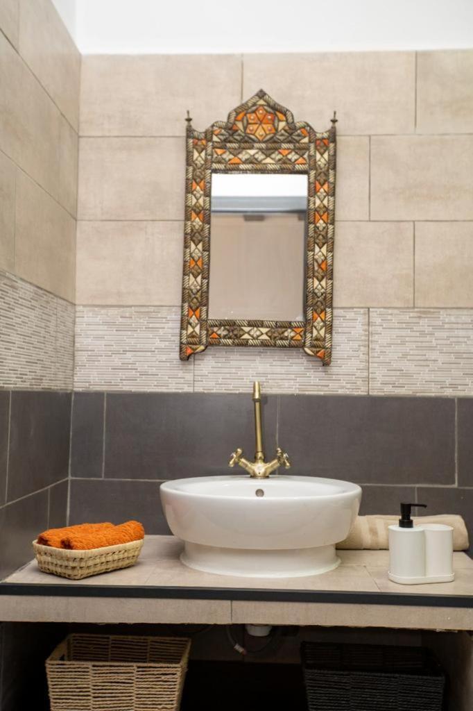 Dar Moghal Hotel Tiflet Екстериор снимка